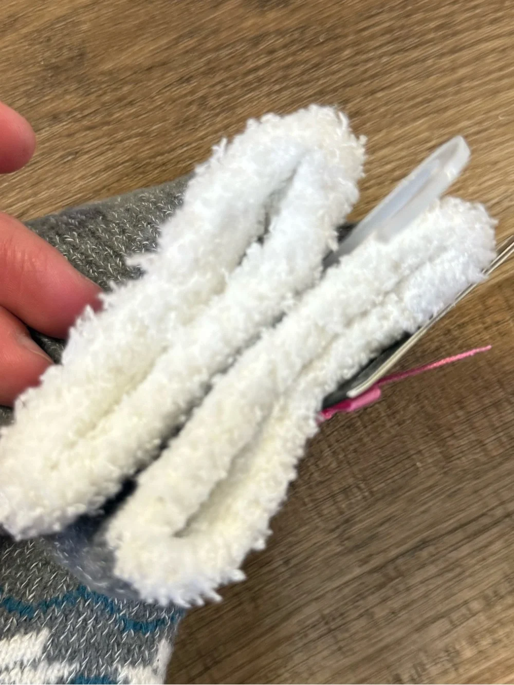 NWT Cuddl Duds Fuzzy Socks